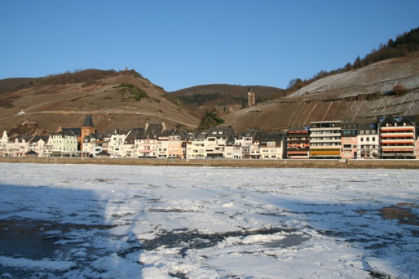 Zell-Eisgang-Winter-2011-12